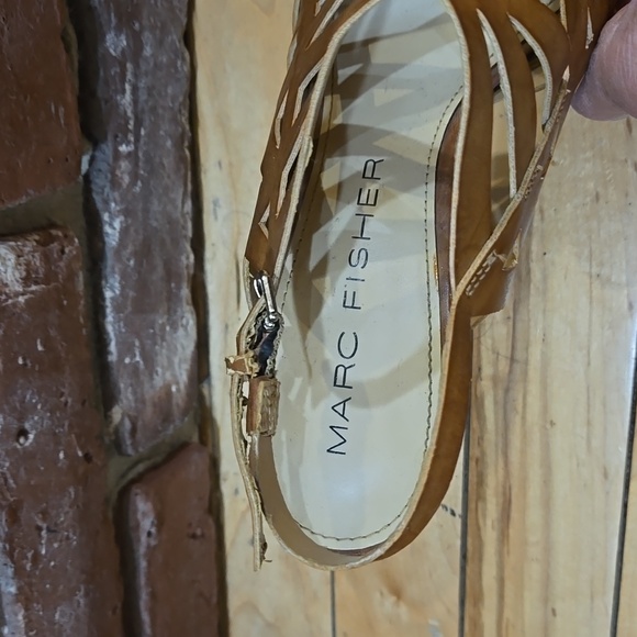 Marc Fisher Brown Leather Platform  High Heel Sandal - Sz 8 1/2 - Picture 6 of 6